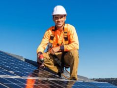 Solar Backup for Family Homes: Keeping Kids Safe During Outages